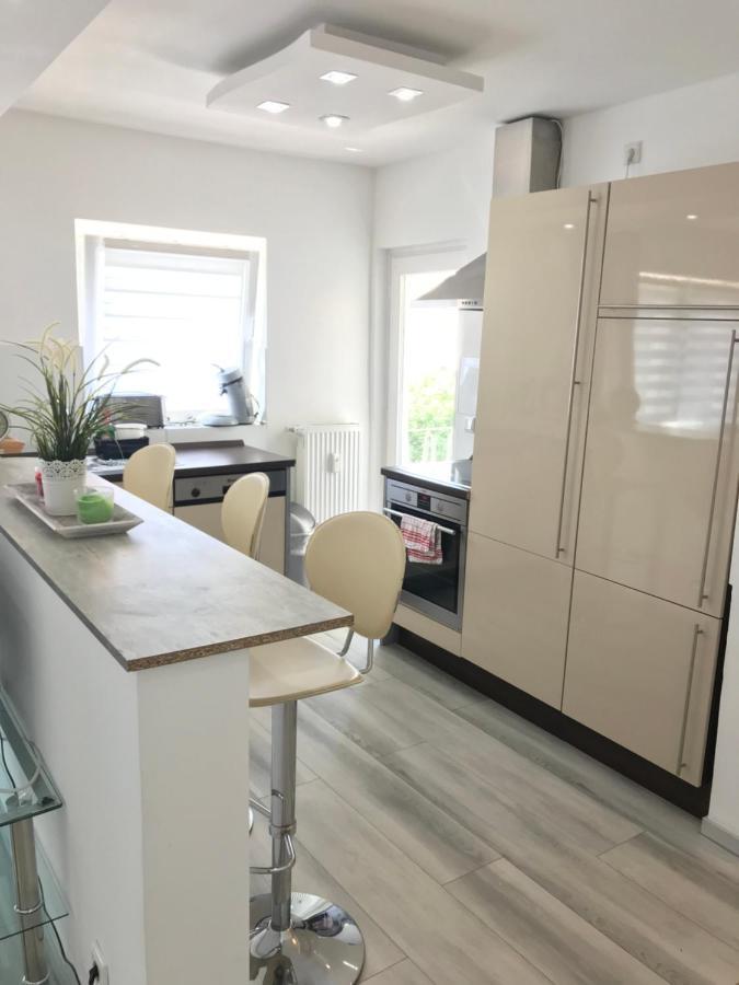 Aparts House - Balkon-Wifi-Kitchen Essen Exterior foto